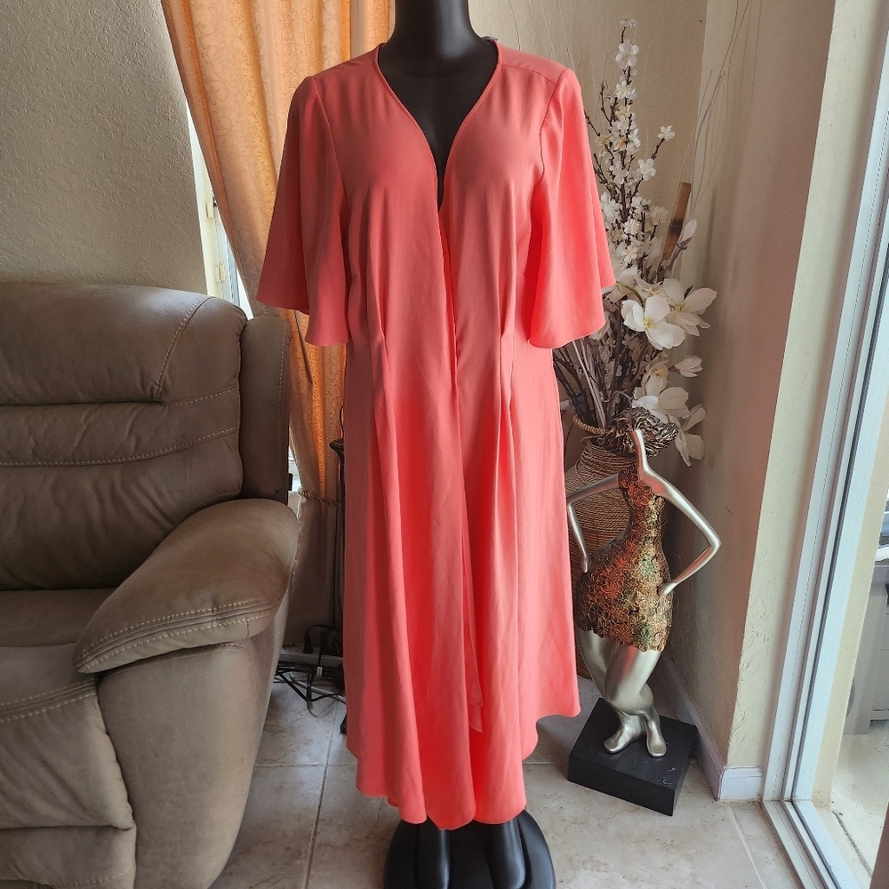 Pure dress size 14/16 NEW